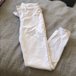American Eagle White jeans